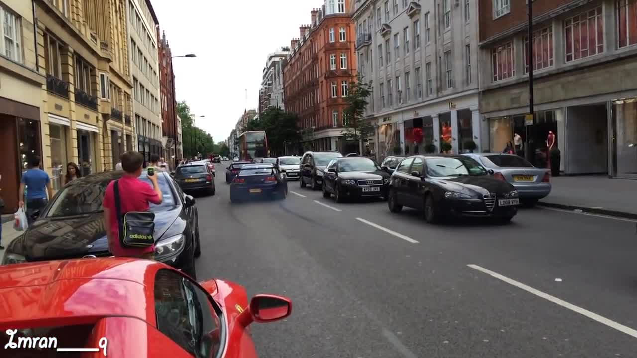 Nissan Skyline R33 GTR X2 Shooting Flames and MASSIVE BURNOUT GUMBALL 300 LONDON @IMRANQPHOTO INSTA