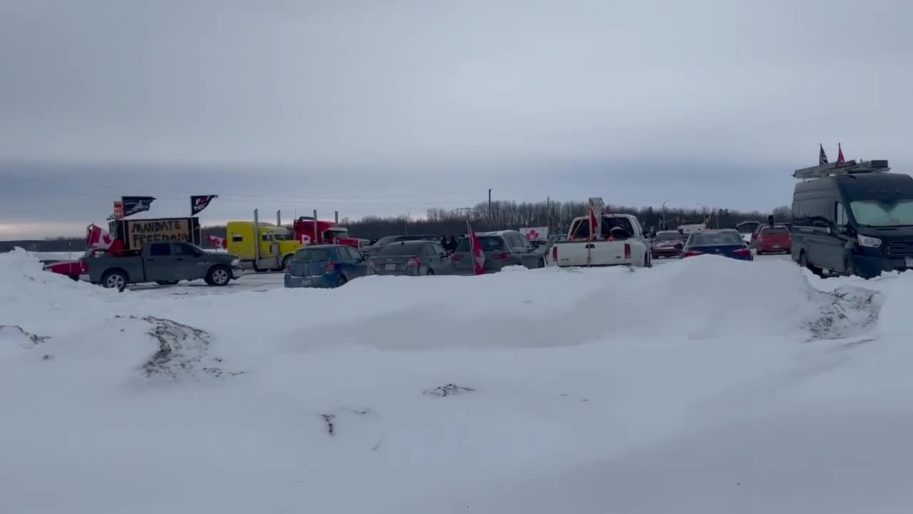 Ottawa Police gathered 45mins outside the capital