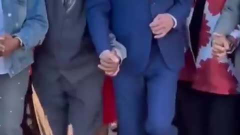 ΜΠΑΙΝΤΕΝ-ΤΙ ΑΛΛΟ ΘΑ ΔΟΥΜΕ