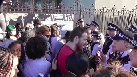 part 2 BLACK LIVE MATTER (ARRESTED) POLICE GET HEAVY HANDED LONDON ARRESTS NUMBER 7 31/05/2020