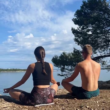 Yoga of the Day: Discover this position today! #echoplanet