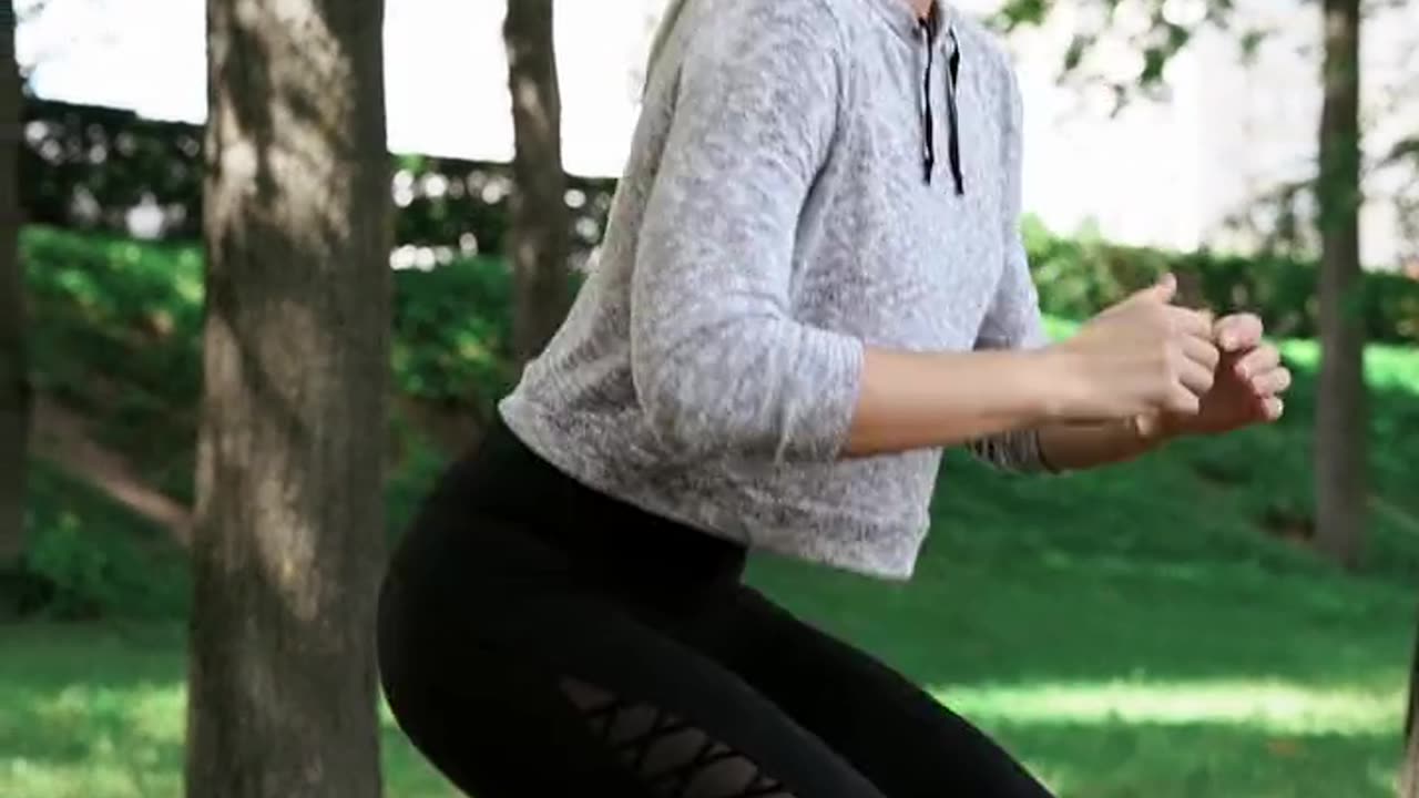 Exercises to warm, balance and strengthen the muscles of the thighs