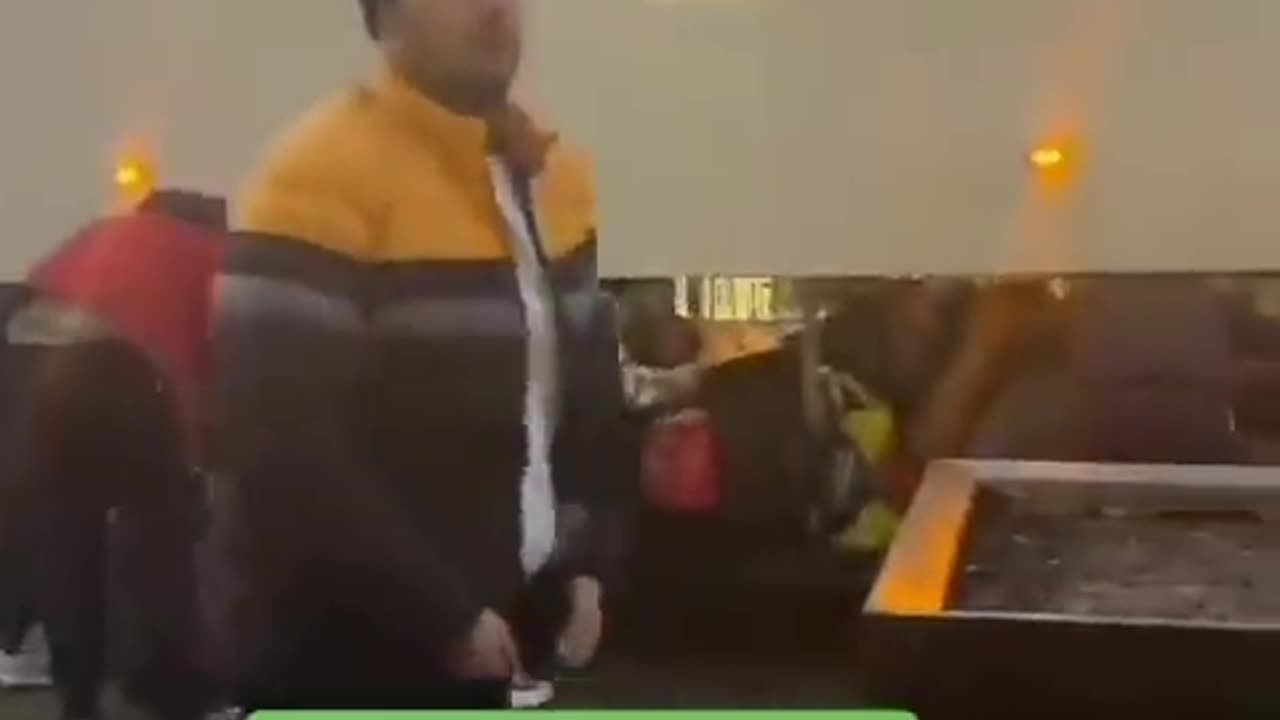 Male👥Invaders Flock To Government Owned Building🏛️In Ireland☘️👀🤬😡🤬