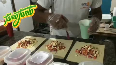 Preparando um pastel