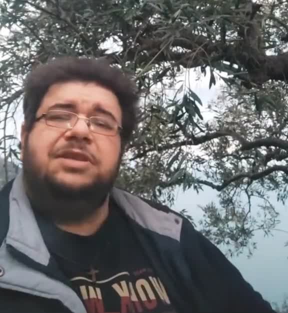 ΠΟΛΙΤΗΣ ΕΞΗΓΕΙ ΤΙ ΣΗΜΑΙΝΕΙ ΑΠΟΚΛΕΙΣΜΟΣ ΑΠΟ ΧΙΟΝΙ ΣΤΟ ΧΩΡΙΟ.