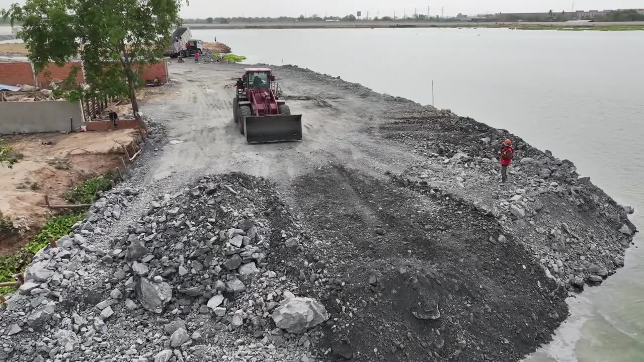 EP26,Wow Good Work DumpTruck Unloading Stone Filling In Water With Wheel Loader SDLG +MATODOR Push