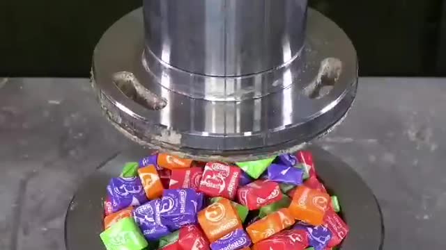 hydraulicpress relaxing candy