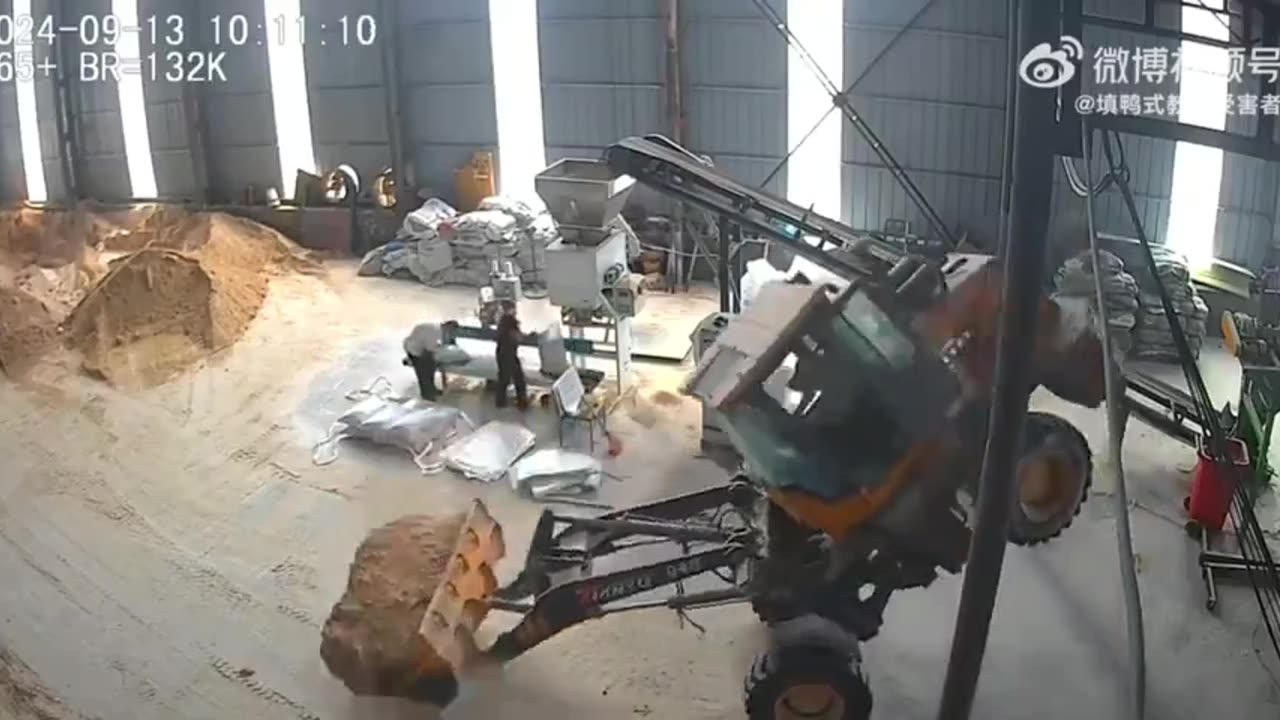 Tractor Twerking