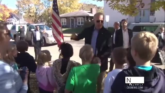 Joe Biden* Quickly Meets His Young Small Fans