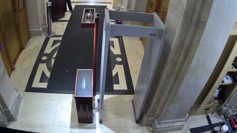 0163USCH01HouseCarriageDoor_2021-01-06_12h12min15s957ms.mp4