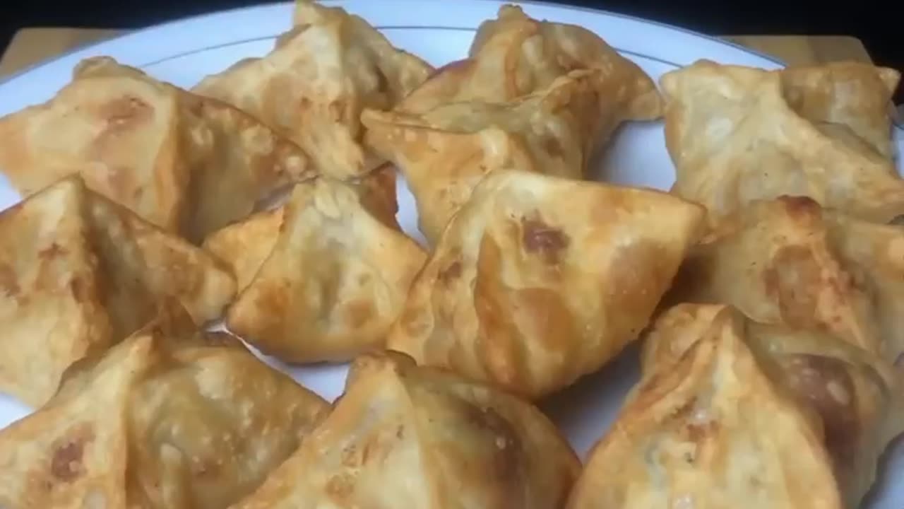 Aaloo ka SAMOSA / Potato Snacks