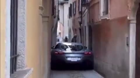 Καραμήτσος με Ferrari