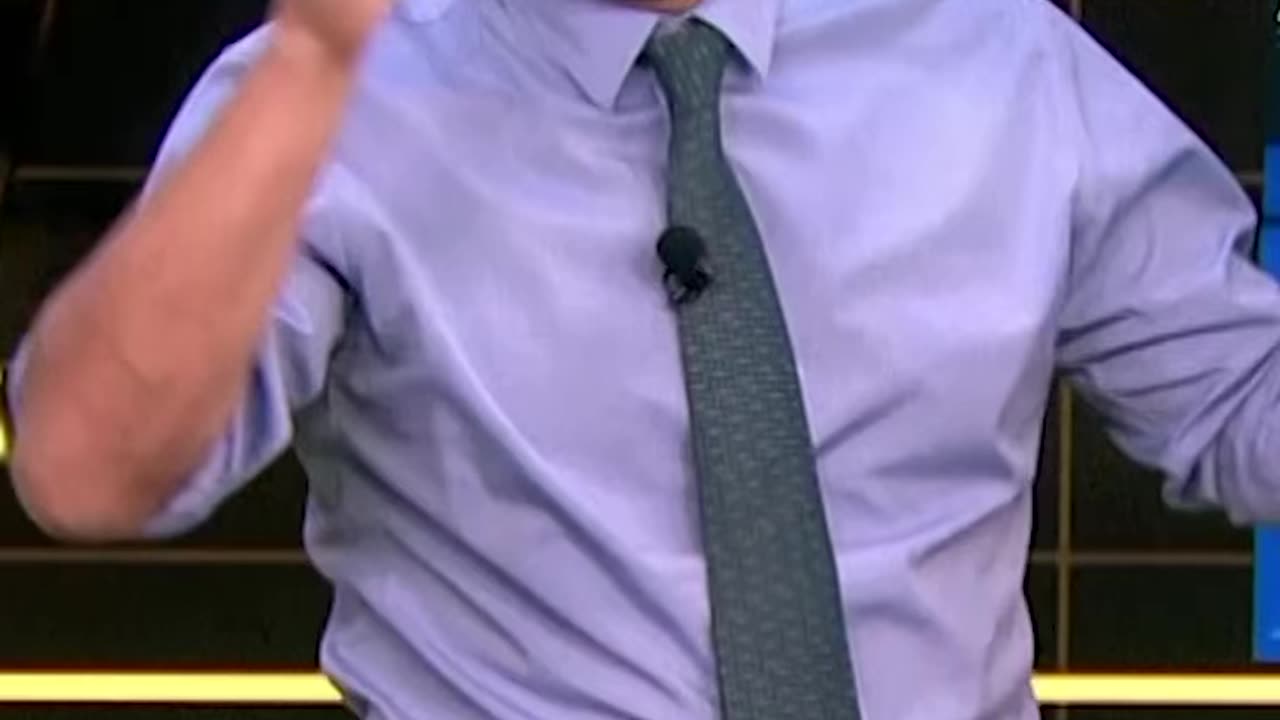 As duas razões que fizeram o dólar subir