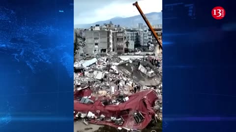 WATCH: Terrifying video shows MOMENTS the buildings collapsed in Turkey in 7.8 magnitude earthquake