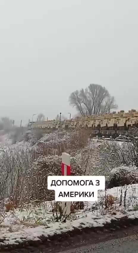 US In Poland, they noticed the column M2A2 "Bradley"