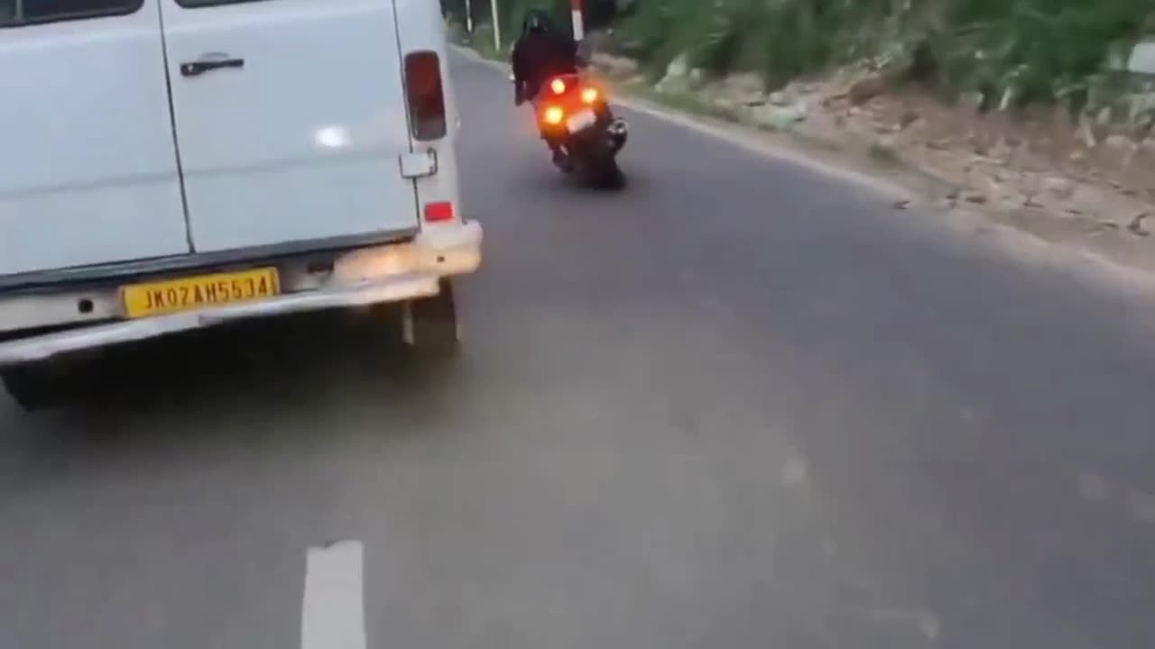 Oo bhai kaise bacha yaar kaise bataoon 😱😱