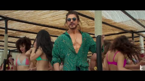 Shahrukh Khan and Deepika song