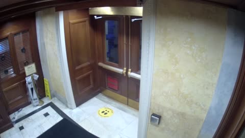0181USCH01SouthDoorVestibule_2021-01-05_17h00min01s790ms.mp4