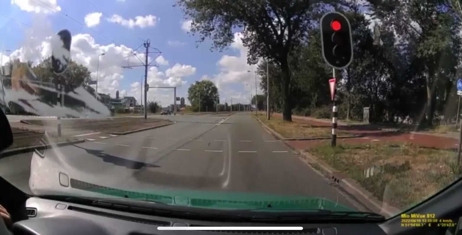 Idiot tries to take over in LEFT TURN LANE ... see instant karma !