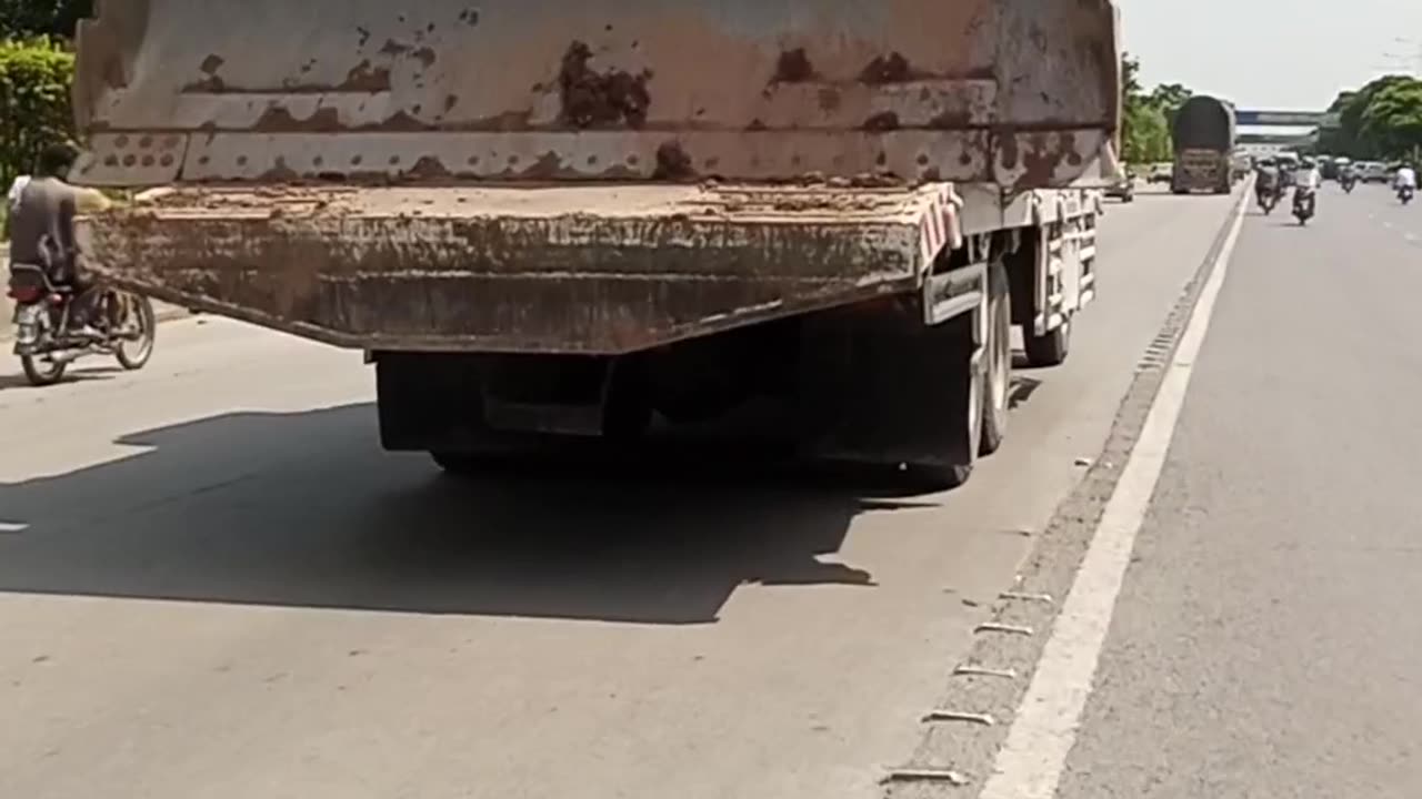 Caterpillar loaded on truck...https://youtube.com/@pakistanisairsapatee