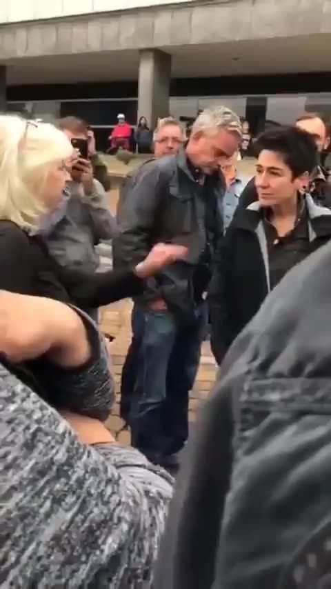 Die "Halali- Klatsche"