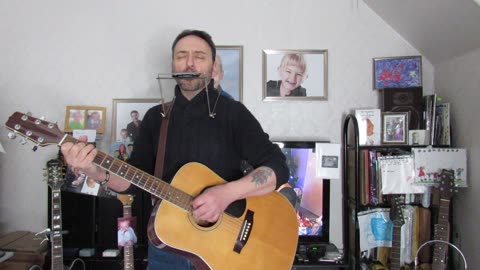 Paul Murphy sings Emily Murphy's poem, 'Where Does The Sun Go To At Night?'
