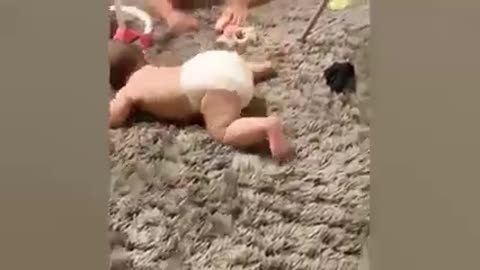 Funny babies laughing moments 😂🤣 cute funny baby videos 🤣😄
