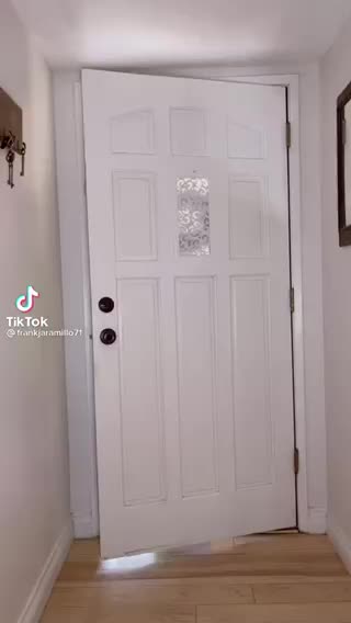 WHEN MY FRIEND TOM GETS HOME FROM WORK!