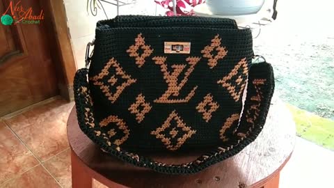 Louis Vuitton Crochet Bag Special