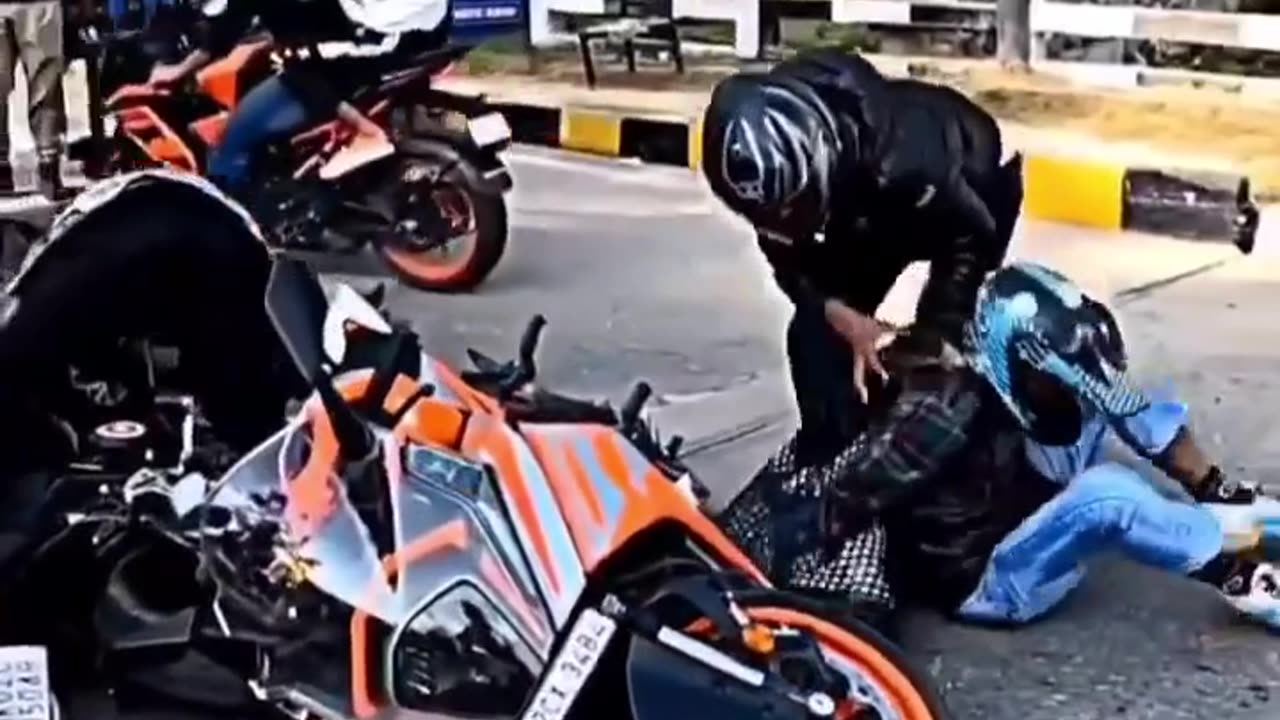 Bhai Accident 😢