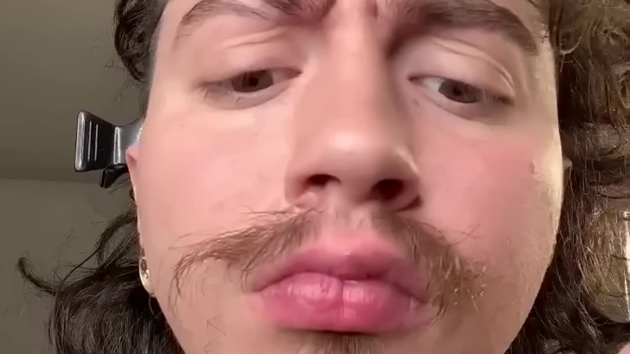 Curly Mullet & Mustache Tutorial