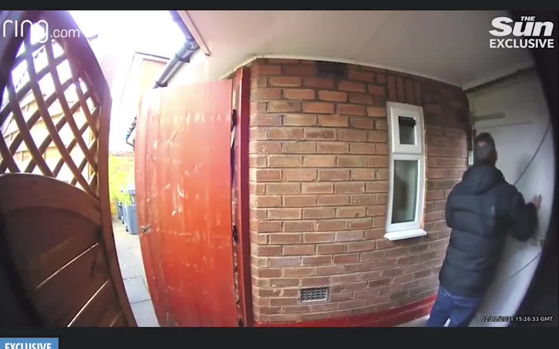 Neighbor Gets Instant Karma for Trying to Destroy Ring Doorbell
