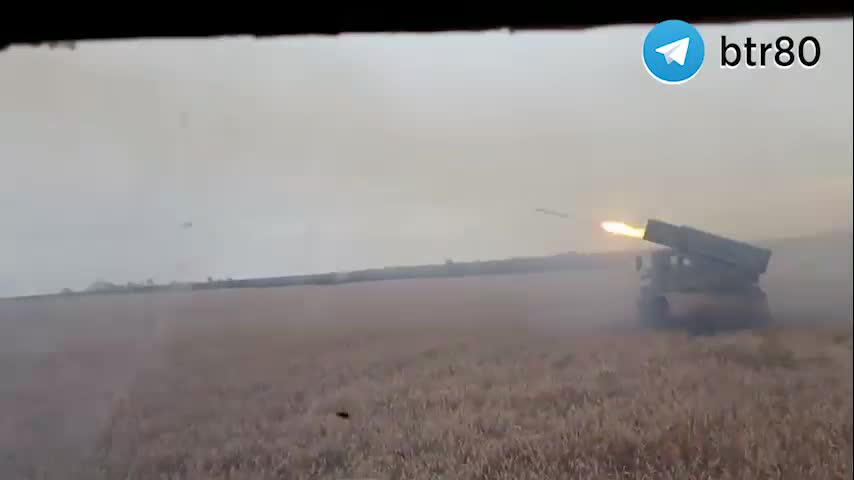 🇬🇧☄️Fiery "Grad" from "🅾️tvazhny": massive attacks on the Armed Forces of Ukraine