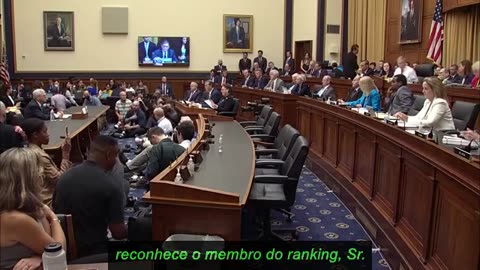 Mike Johnson derruba Graland para expor a' irremediavelmente corrupta ' família Biden