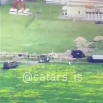 Guys are digging down at the Ruzzian checkpoint. Preparing for defence…