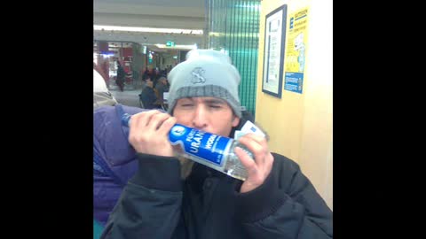 Blâ Blâ - Josef Özer