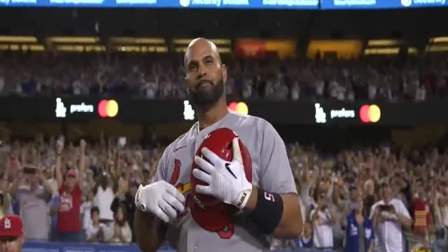 Albert Pujols crushes Home Runs No. 699 and 700!