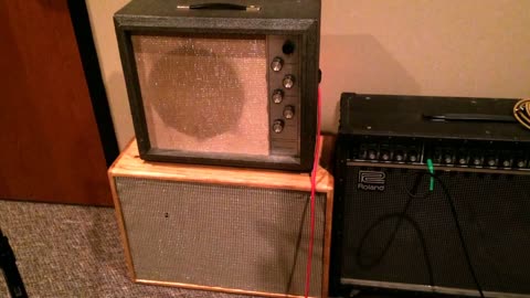 1966 Silvertone 1482 through 2x12 Celestion AlNiCo gold and weber AlNiCo silver bell cab