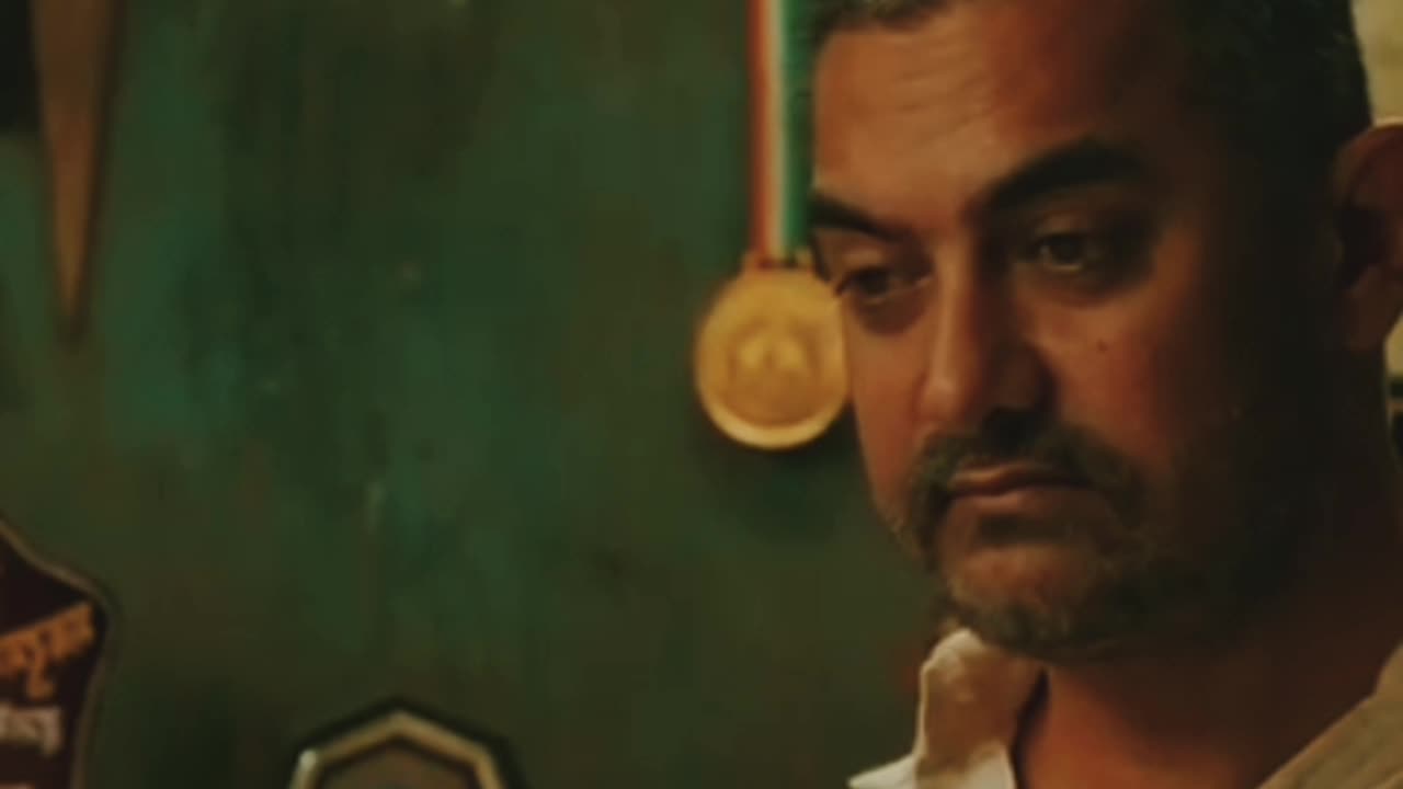 Indian muviz dangal aamir khan