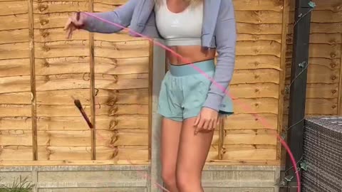 Footwork combo to try 💃🏼 #jumprope #tutorial