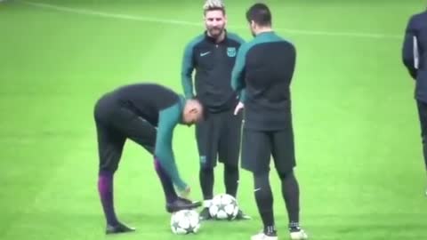 Neymar fight vs. Suarez in training