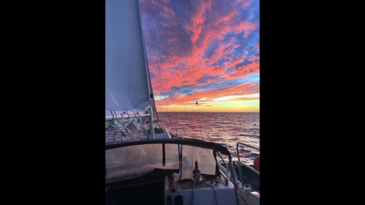 Lesbian Pirates of Baja - The Sailing Adventures aboard Holoholo