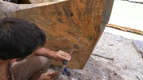 DUGOUT CANOE BUILD - Timelapse, by Outbackmike