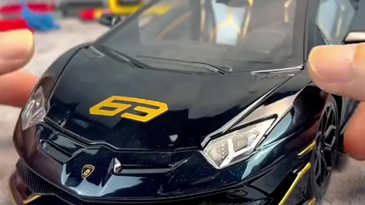 Unboxing Lamborghini SVJ Model