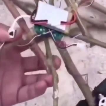 Houthi-Rebellen basteln Drohnen aus Ästen