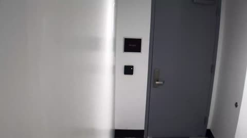 6144RHOBG2G201ABStairwayLobbyEntry_2021-01-06_08h40min02s163ms.mp4