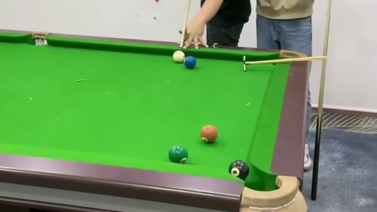 Funny video 😂😂 8 pool