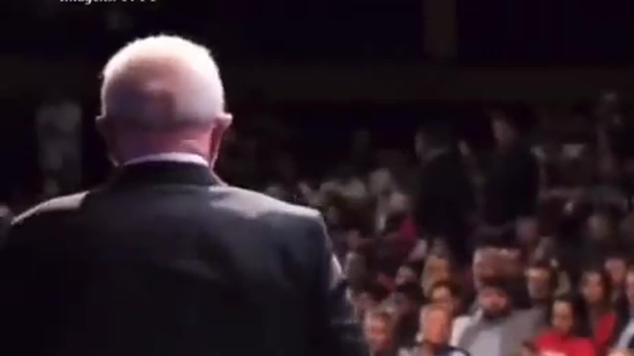 Lula quer isolar 70% da população brasileira que não votou nele.