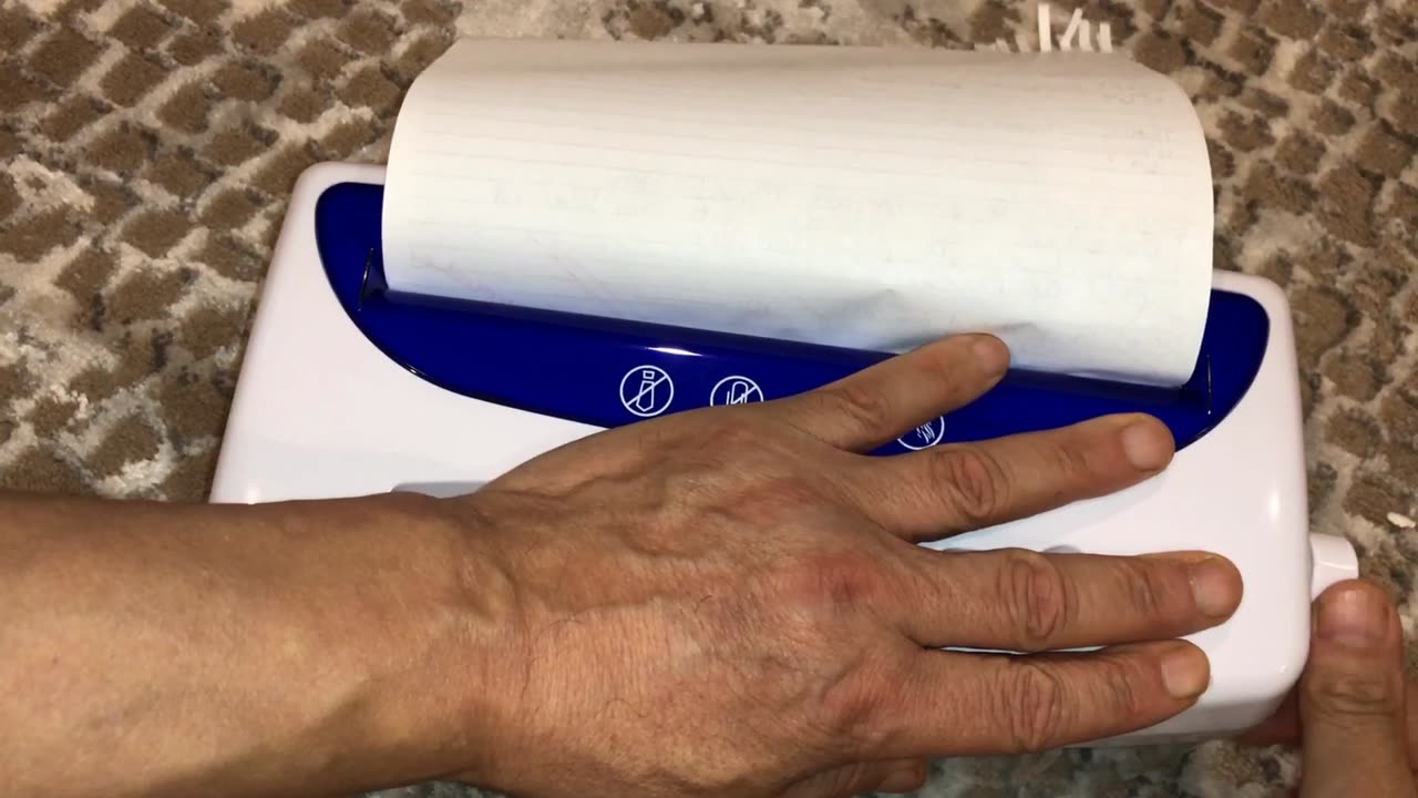 HOME X 3 in 1 Hand Manual Crank Paper Document Credit Cards CDs DVD Shredder Shredding Cutting TooL