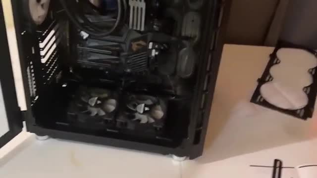 My RTX 4090 Does NOT Fit My Case!